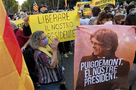 El Expresidente Catalán Carles Puigdemont Obtiene Su Libertad Bajo