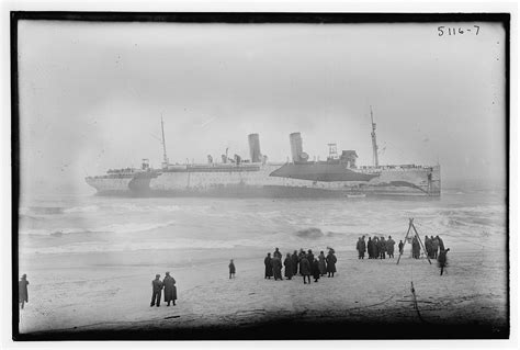 January 1 1919 Soldiers Returning From World War I Being Rescued