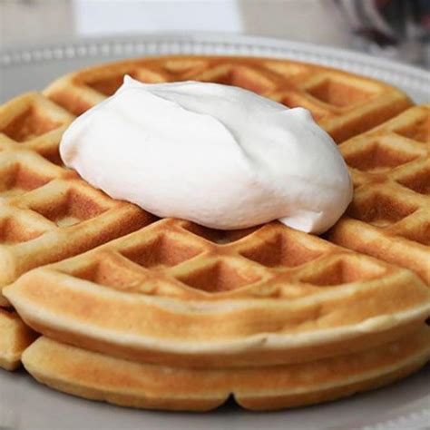 Easy Whipped Cream Waffles - Freesweet