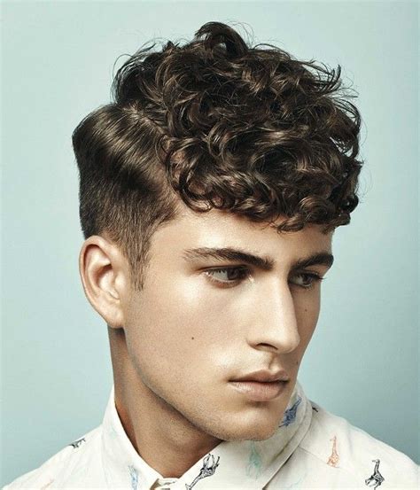 Tchip Coiffure Short Brown Curly Hair Styles