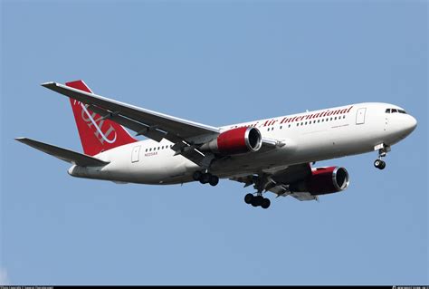 N225AX Omni Air International Boeing 767 224ER Photo By Suparat