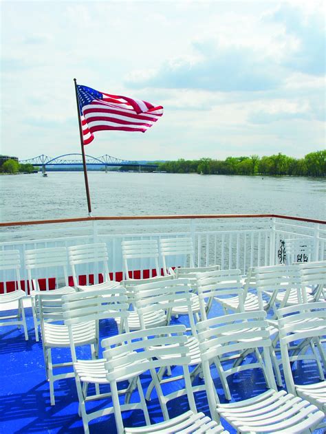Mississippi River Sightseeing Cruise | La Crosse Queen Cruises