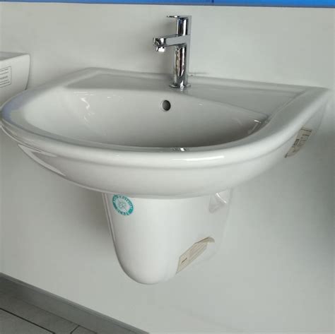 Ceramic White Jaquar Wash Basin Wall Mounted At 4440 Piece In