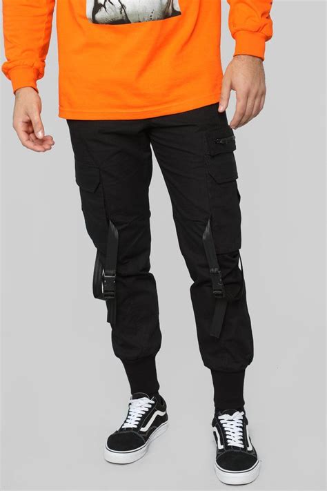 On The Run Cargo Pants Black Mens Outfits Streetwear Men Outfits