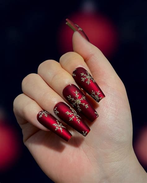 15 Chic Red Nail Trends For Winter 2023 2024