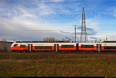 Siemens Desiro ML 4746 093 operated by Österreichische Bundesbahnen