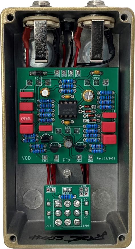 Pfx circuits Julius Boost Overdrive Pédale overdrive distortion fuzz