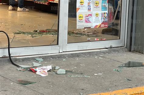 Video Captan A Hombres Robando Tienda De Conveniencia