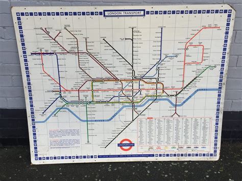 THB2644 London underground wall map • Trevor Howsam Limited (Boston)