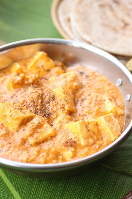 Un Peu Gay Dans Les Coings Paneer En Sauce De Tomates Et Noix De Cajou