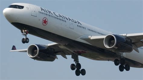 ⁴ᴷ Saturday Mid afternoon Arrivals at Toronto Pearson Airport Plane