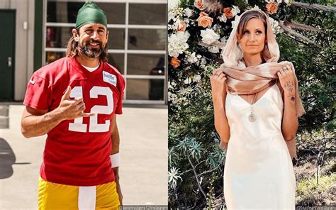 Aaron Rodgers Rumored GF Blu Insists She S Not A Witch Amid Allegations