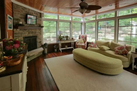 25 Great Sunroom Design Ideas - Style Motivation