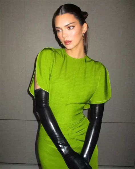 Kendall Jenner Sets Hearts Racing With Her Bewitching Pictures The