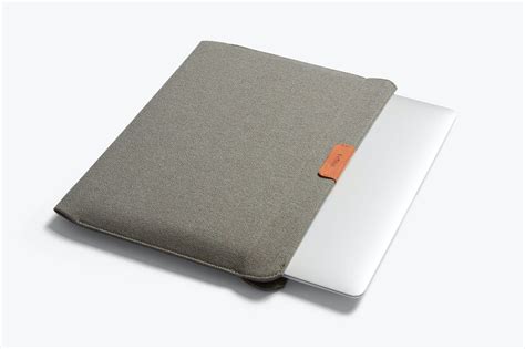 7 of the Best Apple MacBook Pro Accessories to Buy - Newsweek