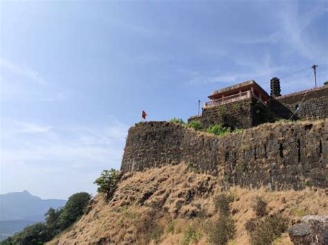 Trek to Pratapgad Fort | Panchgani - What to Expect | Timings | Tips ...