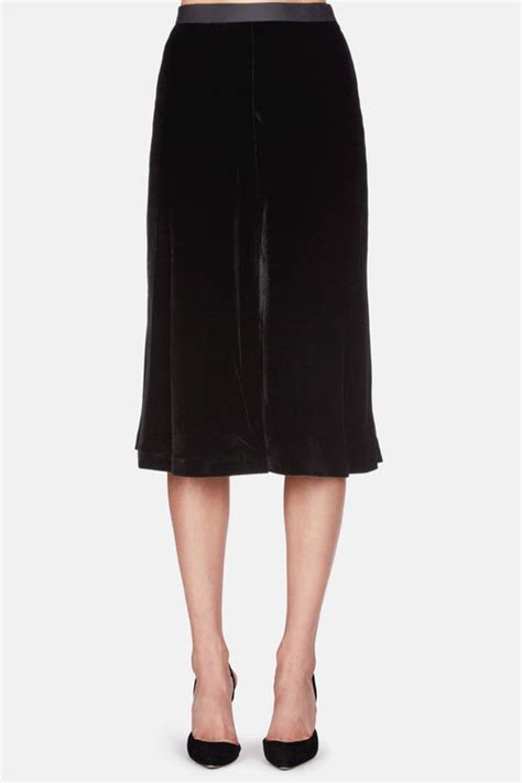 Velvet A-Line Skirt - Black – The Line