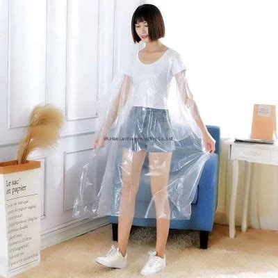 Disposable Clear Plastic Hair Salon Shampoo Capes WuHan LanYuan