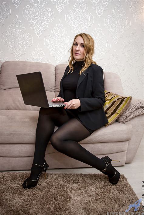 British Saggy Tits Non Nude XXX Dessert Picture 2