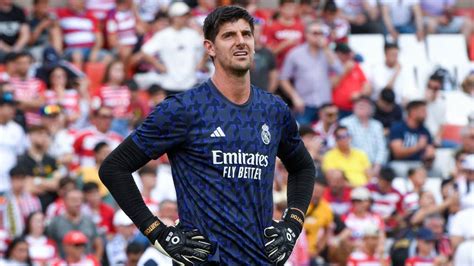 Courtois arquero del Real Madrid habló con el técnico de la Selección