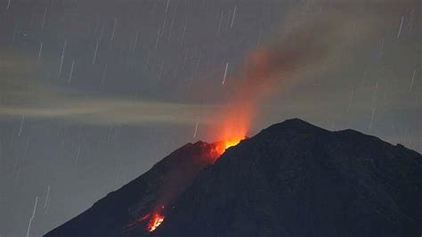 Gunung Semeru Naik Level Status Menjadi Siaga Ini Penjelasan Badan