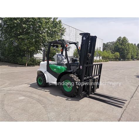 4x4 Forklift 2ton 3ton 35ton All Rough Terrain Forklift With Kubota