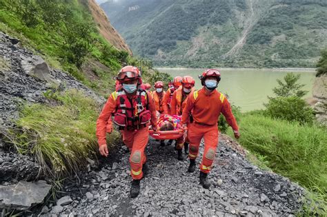 China S Zero Covid Rules Stop Citizens From Evacuating During