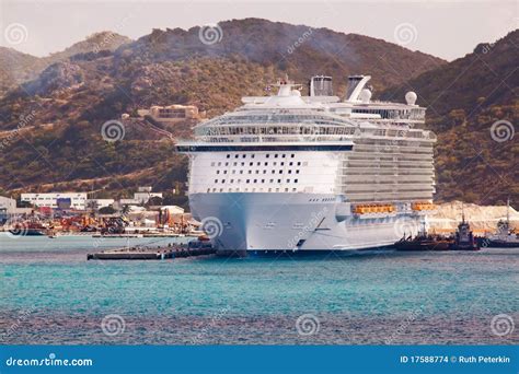 Cruise Ship in Port at St. Maarten Stock Photo - Image of mountains, tropical: 17588774