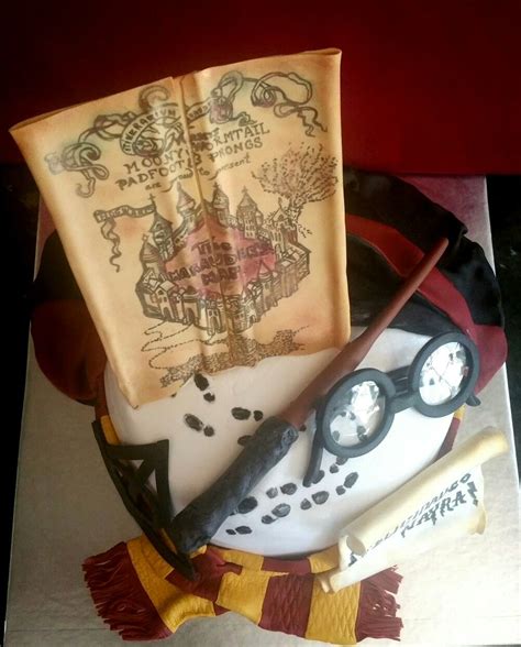 Tarta de cumpleaños Harry Potter Bizcocho Red velvet con crema de