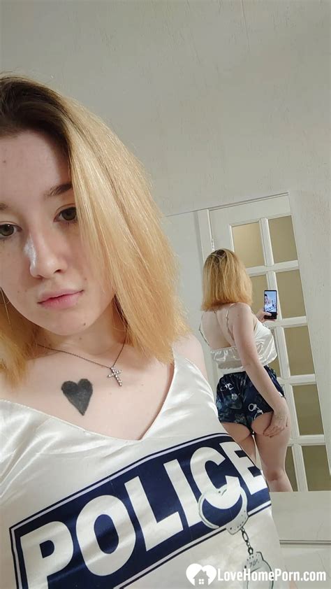 I Love To Play With My Big Tits Nude Pics XHamster