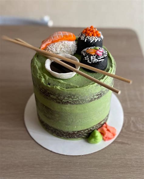 cake sushi 6