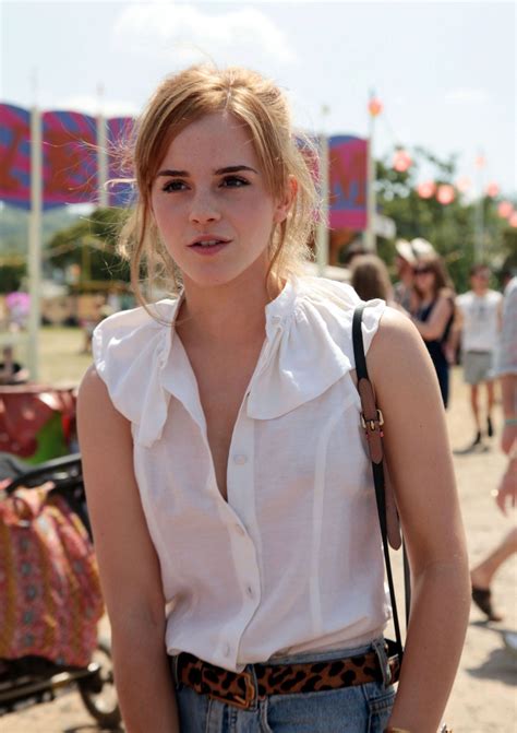 Emma at Glastonbury Music Festival ., 26.06.2010 - Emma Watson Photo (21037661) - Fanpop