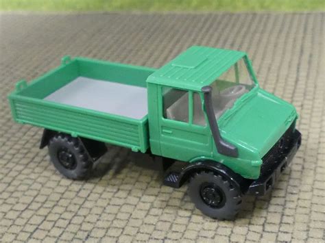 Modellspielwaren Reinhardt 1 87 Wiking Unimog 1700 grün 375 7 A