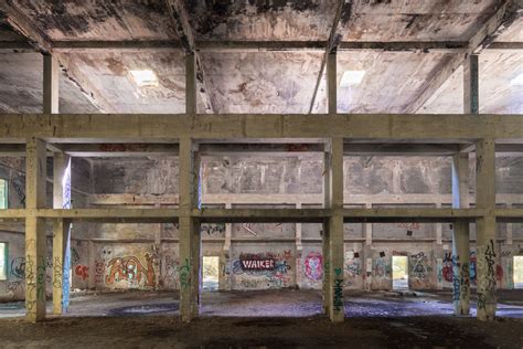 Inside An Abandoned Powerhouse For An Old Amusement Park That Used To