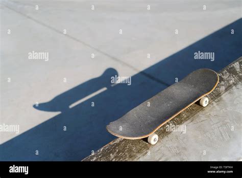 Skatepark De Concreto Fotograf As E Im Genes De Alta Resoluci N Alamy