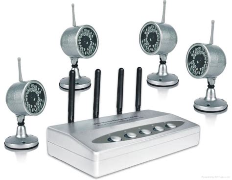 Wireless 4 CCTV Camera DVR Security Surveillance System W802Y4