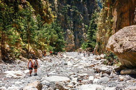 Guide to Hiking Samaria Gorge | kimkim