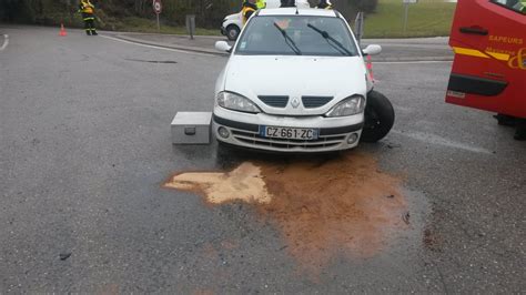 Faits Divers Chambley Collision Entre Trois Voitures