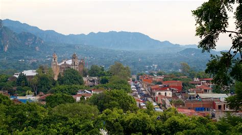 Where to Stay in Tepoztlán: Best neighborhoods | Expedia