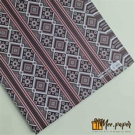 Jual Kertas Kado Sansan Wawa Motif Batik Songket Bungkus Wrapping