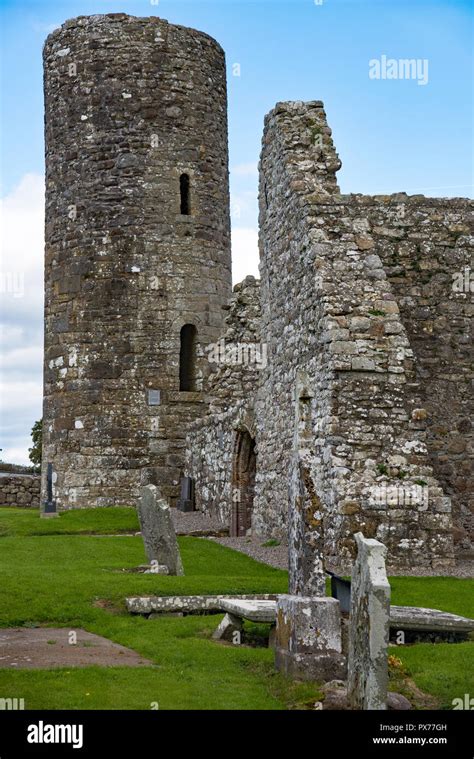 Drumlane Abbey And Round Tower Milltown Co Cavan Ireland Stock