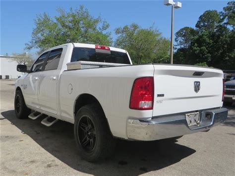 Pre Owned 2019 Ram 1500 Classic Slt 4d Crew Cab In Gainesville 23b428a Gainesville Chrysler