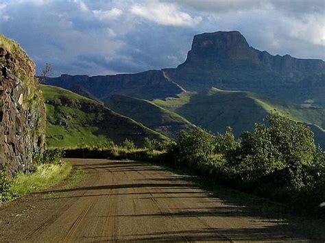 uKhahlamba-Drakensberg : Climbing, Hiking & Mountaineering : SummitPost