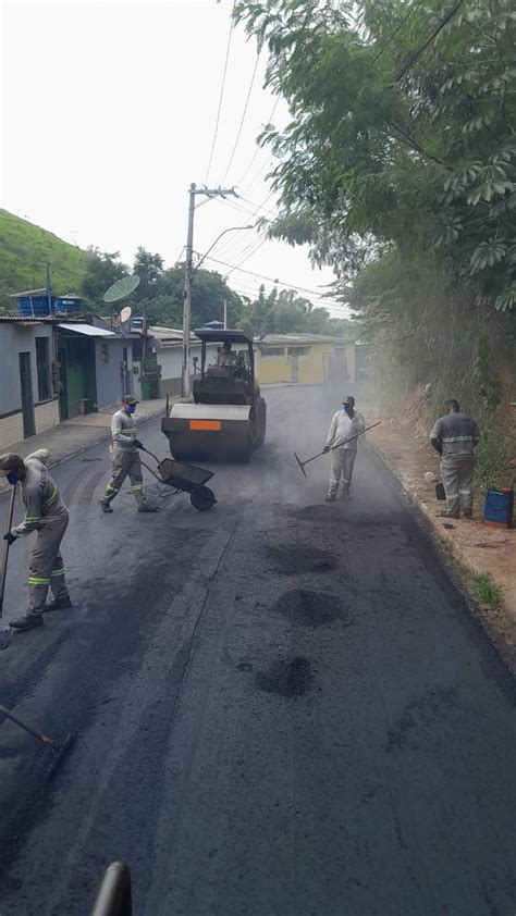 Volta Redonda Aplica O De Novo Asfalto Avan A No Bairro A Ude