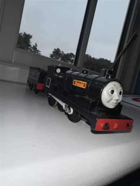 VINTAGE TOMY MOTORISED Trackmaster Thomas Friends DONALD Train Tender