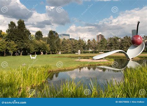 Spoonbridge And Cherry Fountain Sculpture Garden Minneapolis