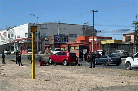 Cierran Las Torres por persecución balacera y choque