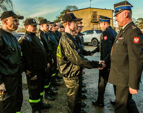 Mazowiecki Komendant Wojew Dzki Psp Odwiedzi Jednostk Osp Radzanowo