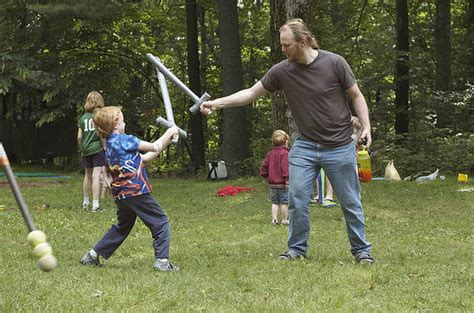 Howto Teach Your Small Children To Swordfight Boing Boing