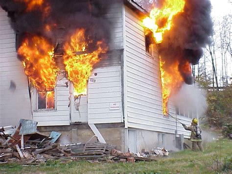 Kentland Firefighters Working - Kentland Volunteer Fire Department